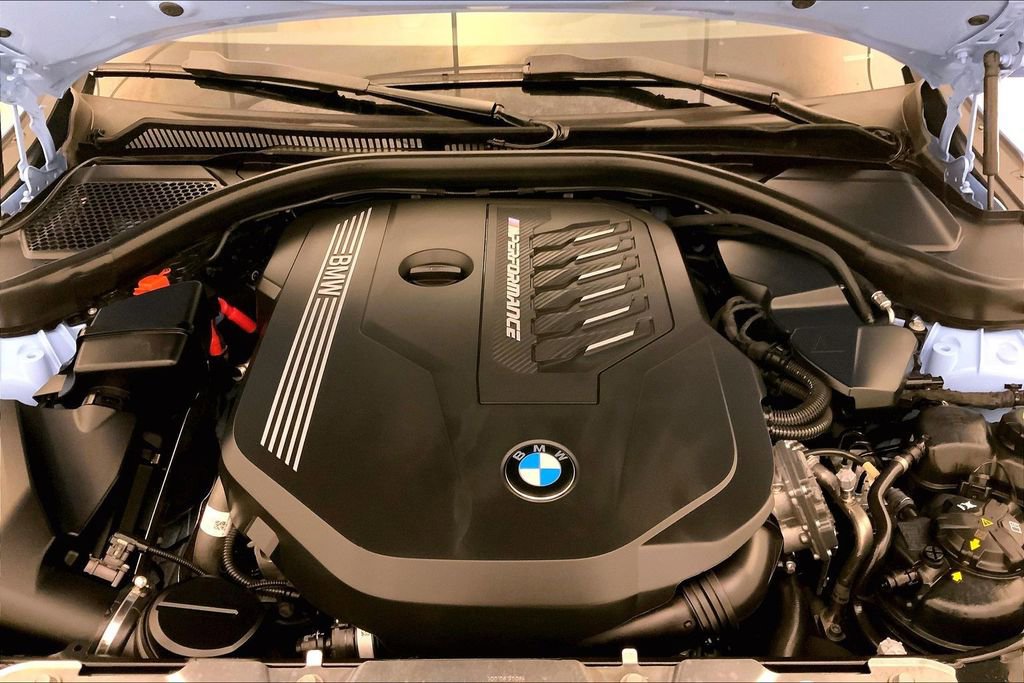 Used 2025 BMW M240i xDrive Coupe w/ Premium Package AWD/4WD image 9