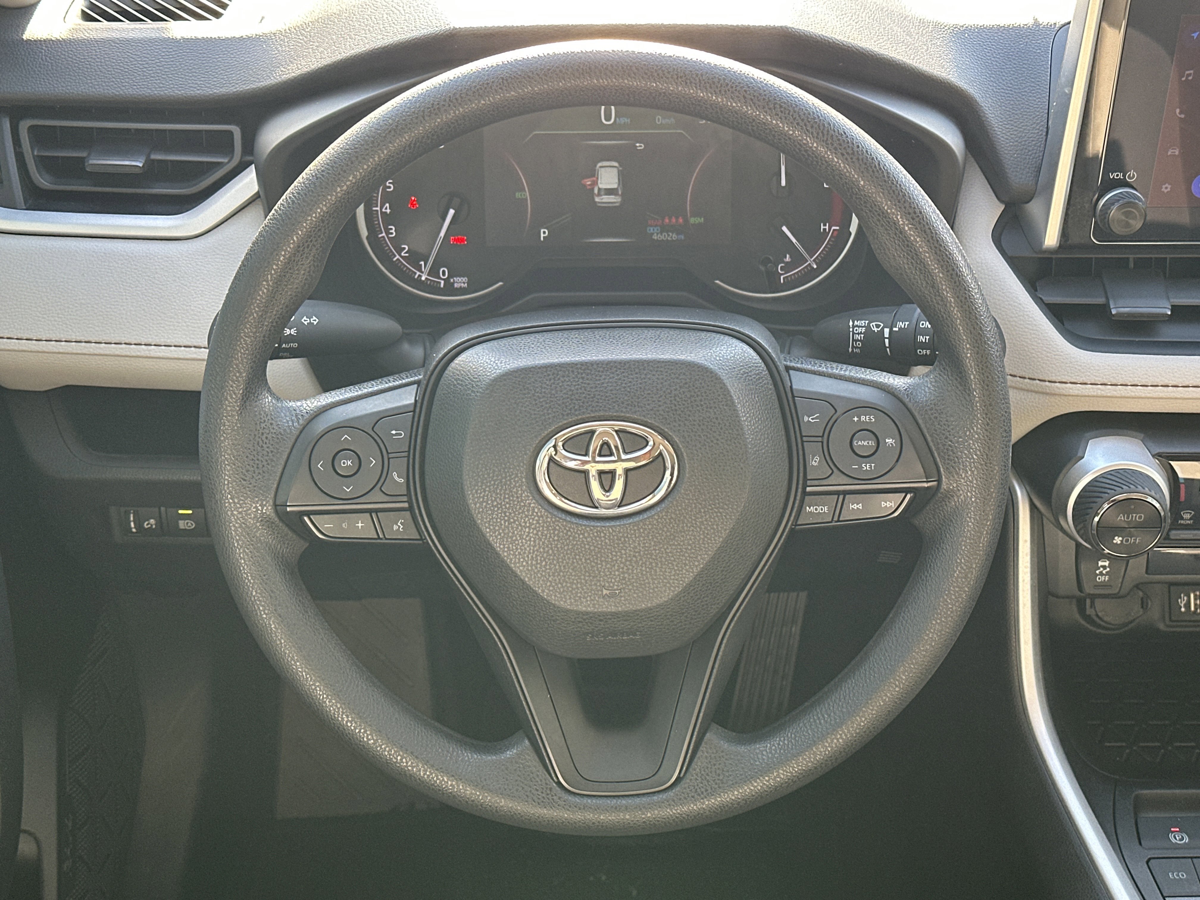 Used 2023 Toyota RAV4 XLE image 24