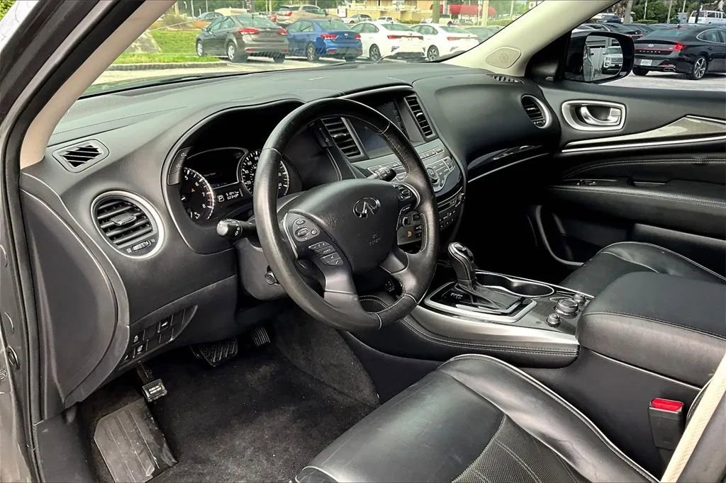 Used 2019 INFINITI QX60 Luxe w/ Essential Package image 14