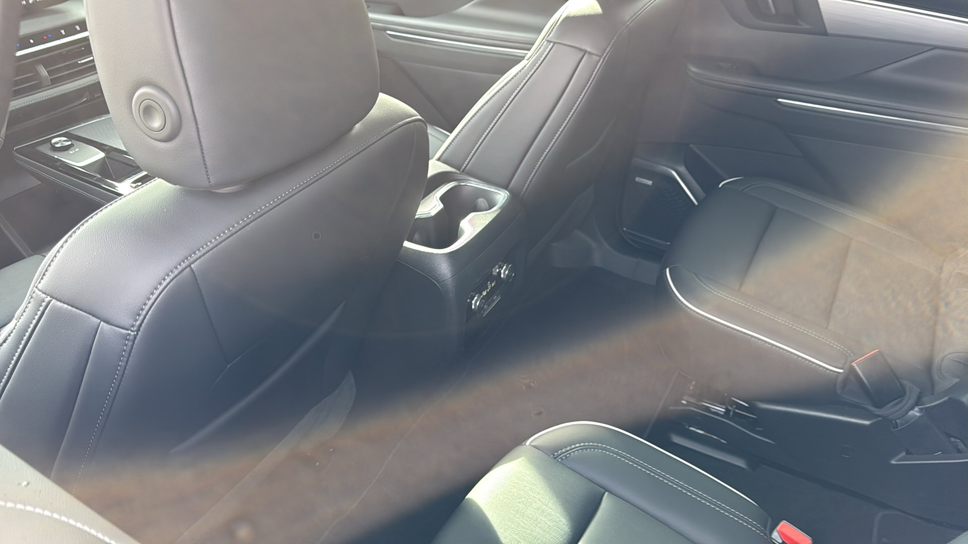 Used 2025 Buick Enclave Preferred image 30