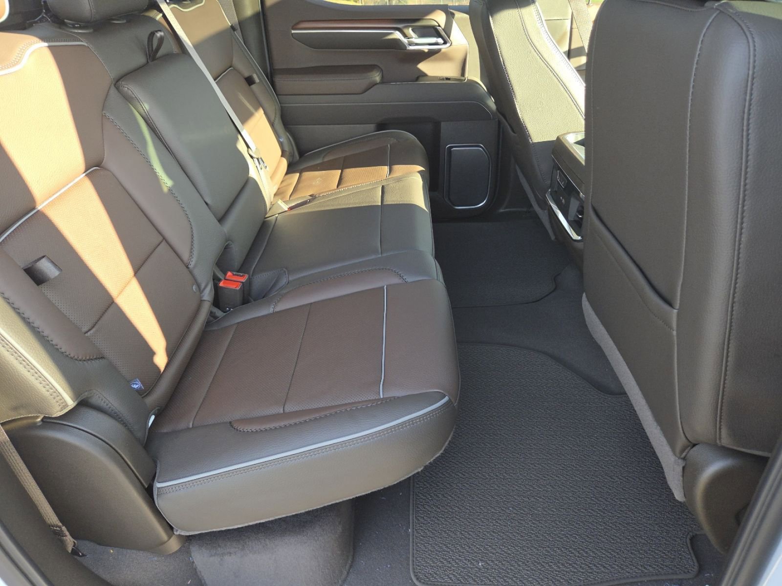 New 2026 GMC Sierra 1500 Denali w/ Denali Reserve Package image 30