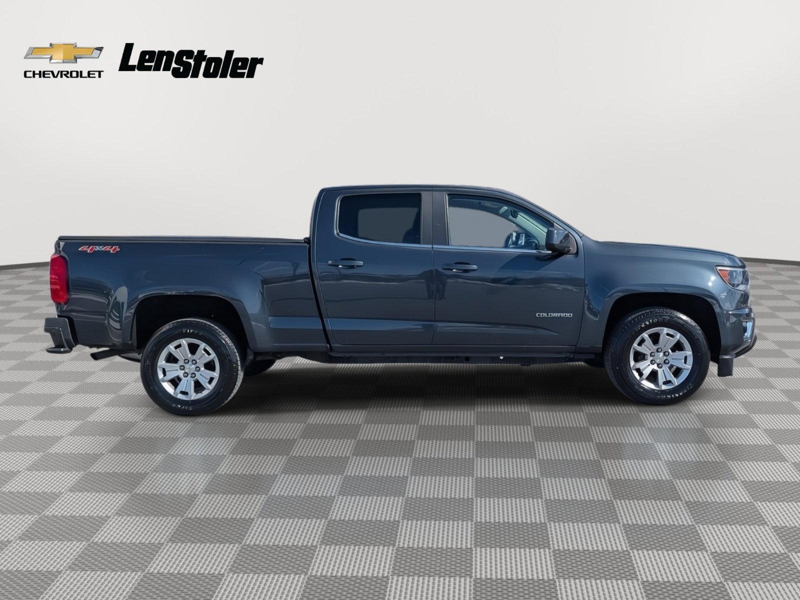 Used 2018 Chevrolet Colorado LT w/ LT Convenience Package image 2