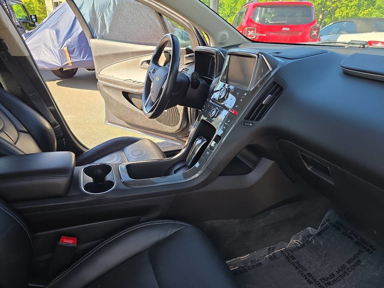 Used 2011 Chevrolet Volt Premium w/ Premium Trim Package FWD image 21