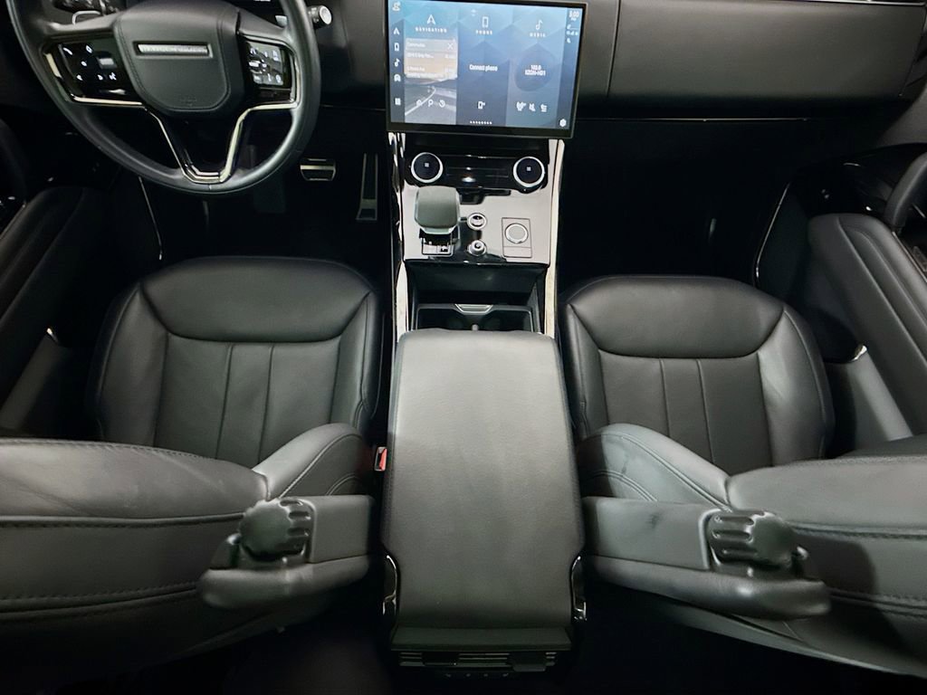 Used 2023 Land Rover Range Rover Sport SE Dynamic image 17