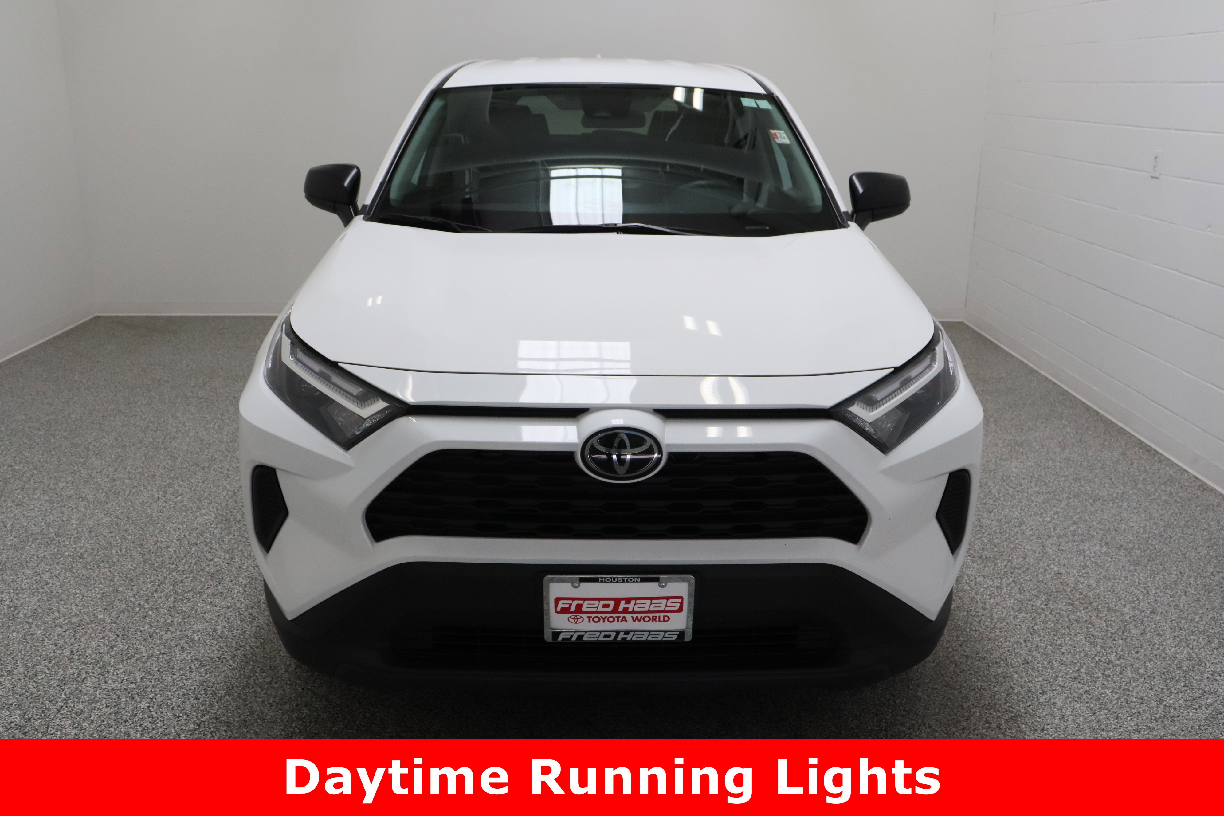 Used 2024 Toyota RAV4 LE image 3