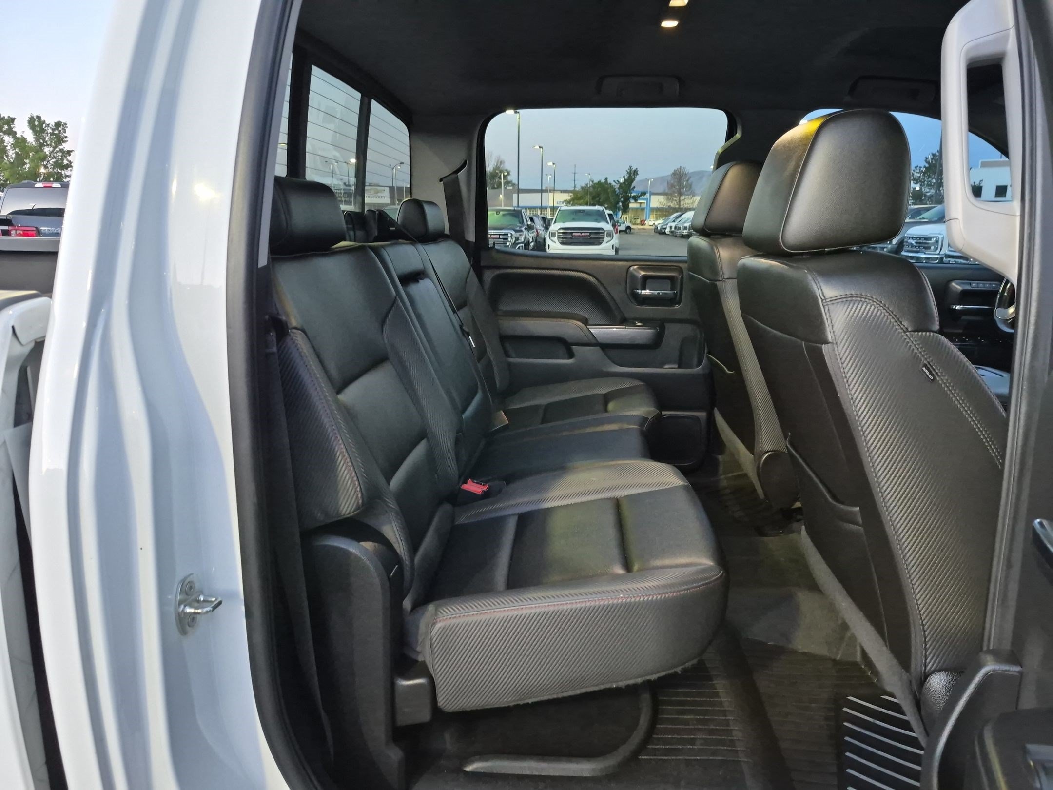 Used 2016 GMC Sierra 1500 SLT w/ All-Terrain Package AWD/4WD image 31