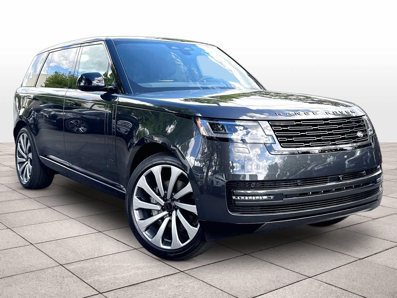 New 2026 Land Rover Range Rover Long Wheelbase SE AWD/4WD image 2