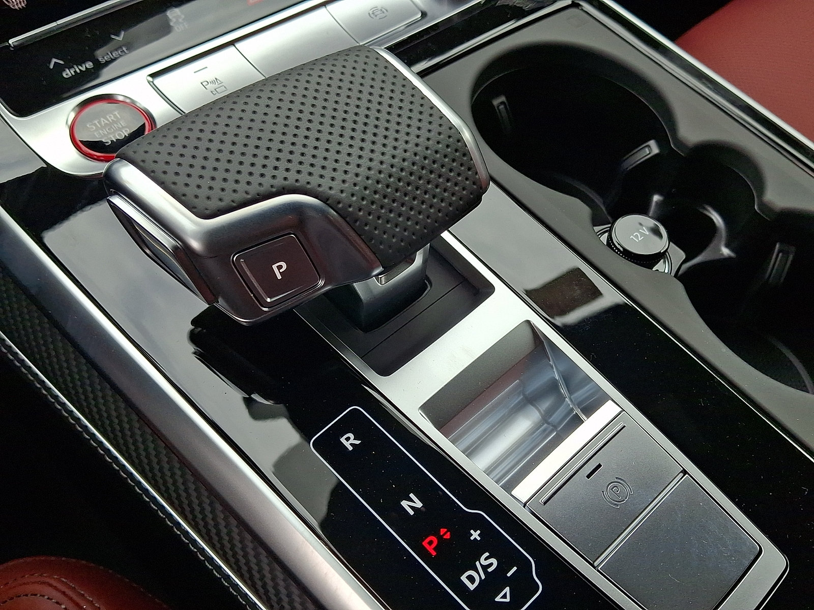New 2026 Audi SQ7 Premium Plus AWD/4WD image 10