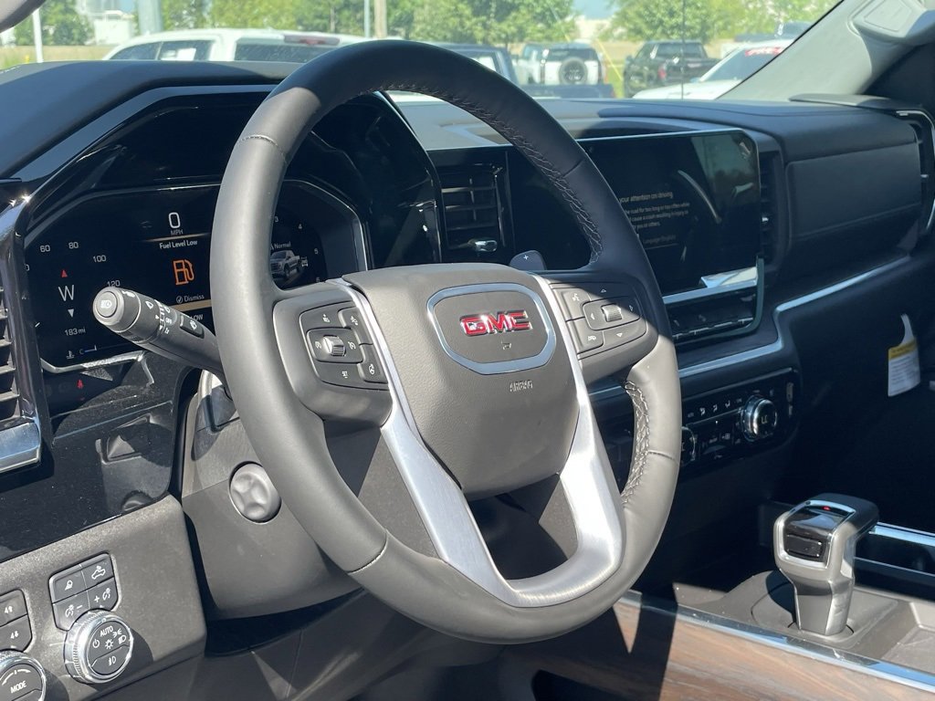 New 2026 GMC Sierra 1500 SLT w/ SLT Premium Package image 12