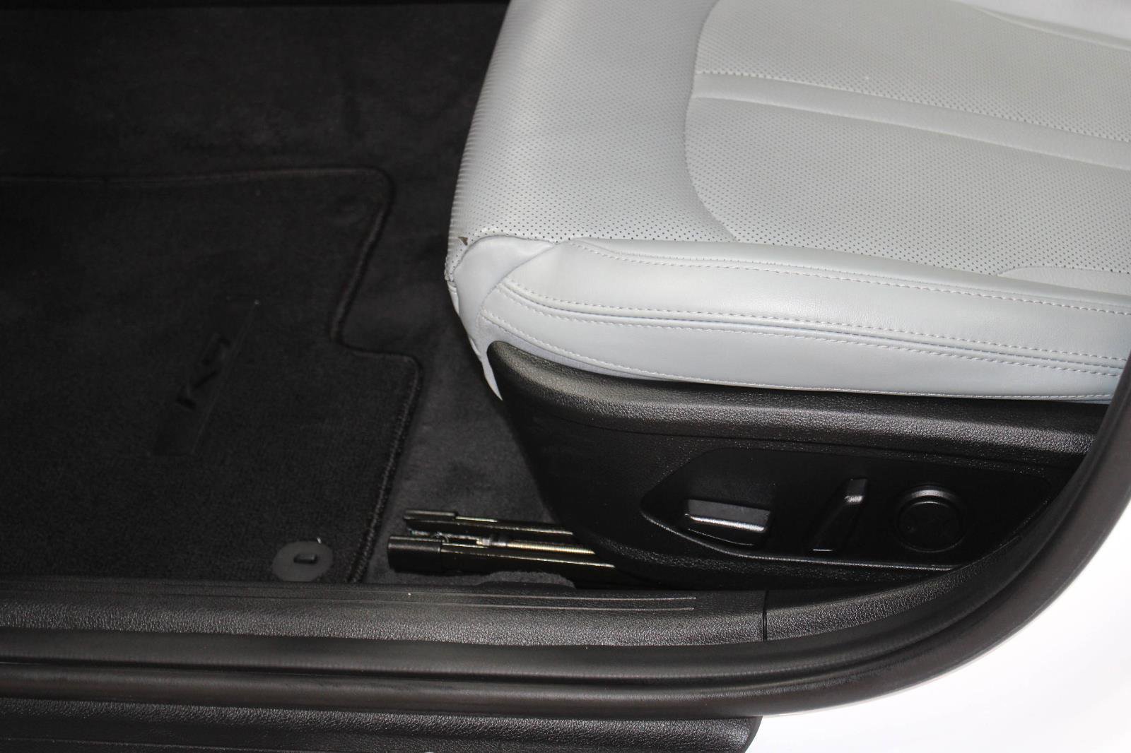 Used 2023 Kia K5 EX image 30