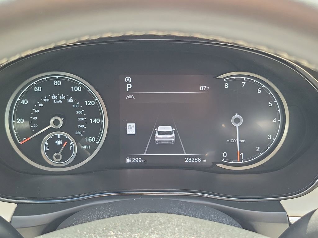 Certified 2023 Genesis GV70 2.5T w/ Select Package image 28