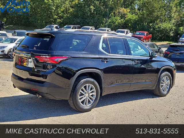 Used 2023 Chevrolet Traverse LT FWD image 5