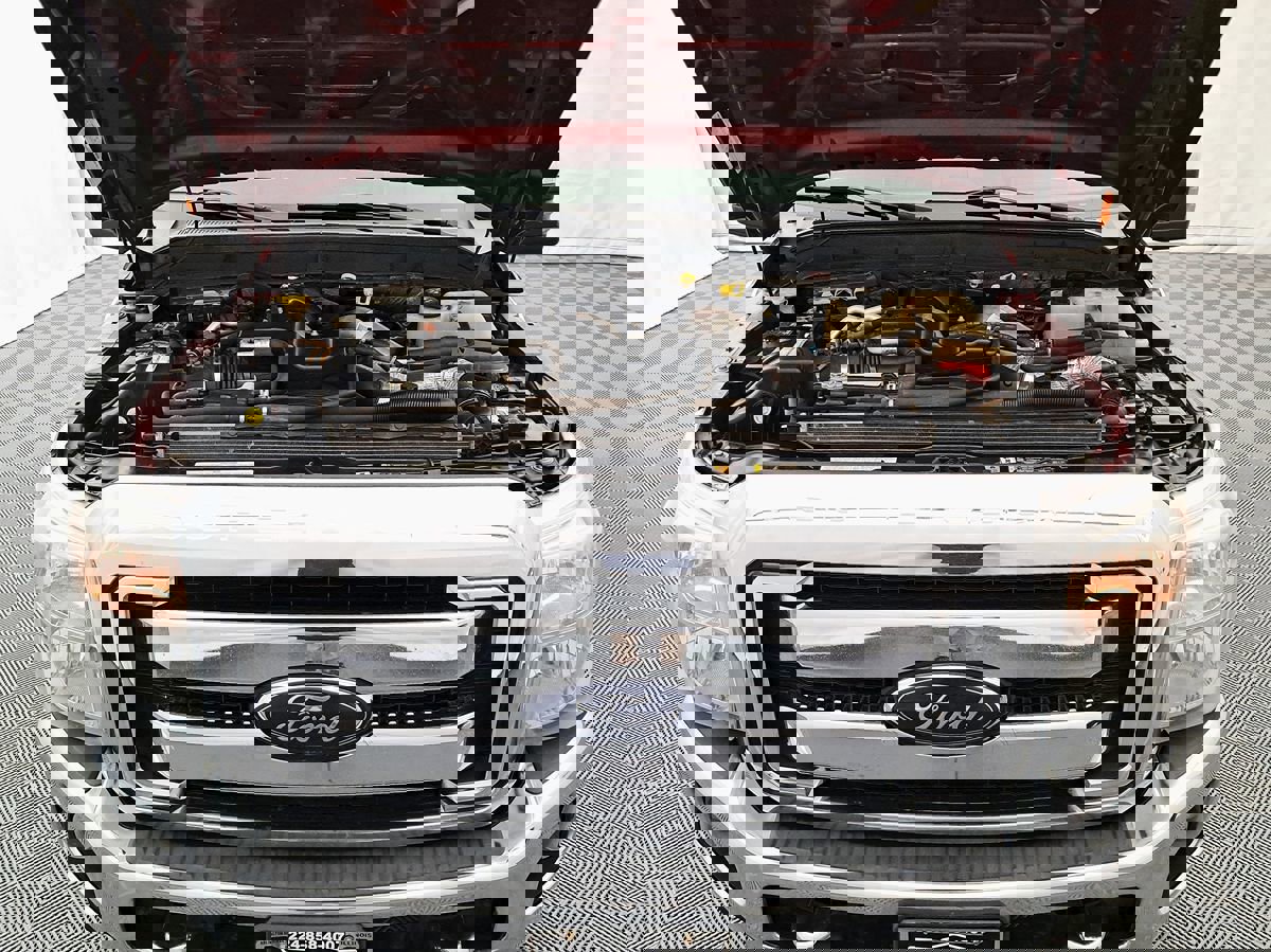 Used 2015 Ford F350 Lariat w/ Chrome Package image 29