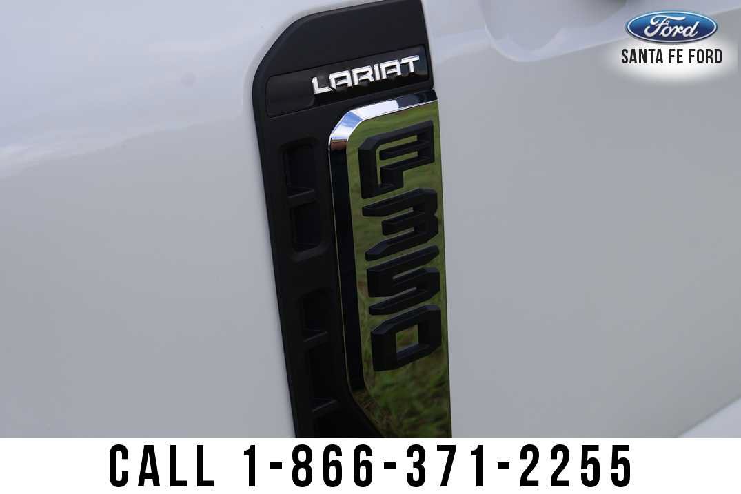 New 2026 Ford F350 Lariat w/ Lariat Ultimate Package AWD/4WD image 9