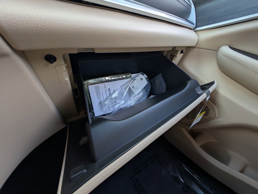 New 2025 Jeep Grand Cherokee L Limited image 38