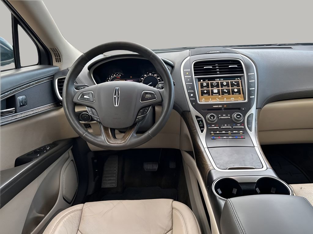 Used 2016 Lincoln MKX Reserve w/ Technology Package image 21