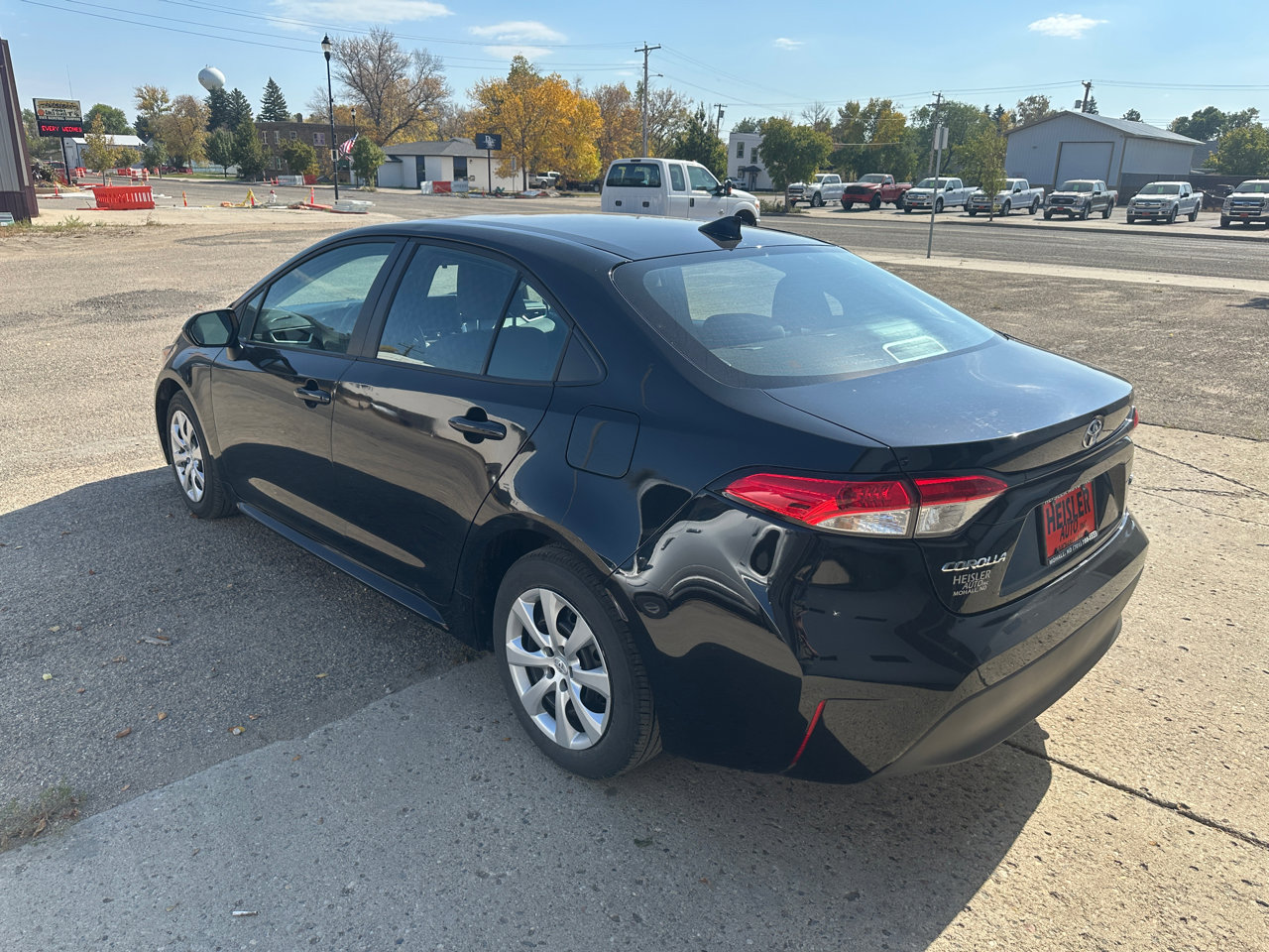 Used 2025 Toyota Corolla LE image 5