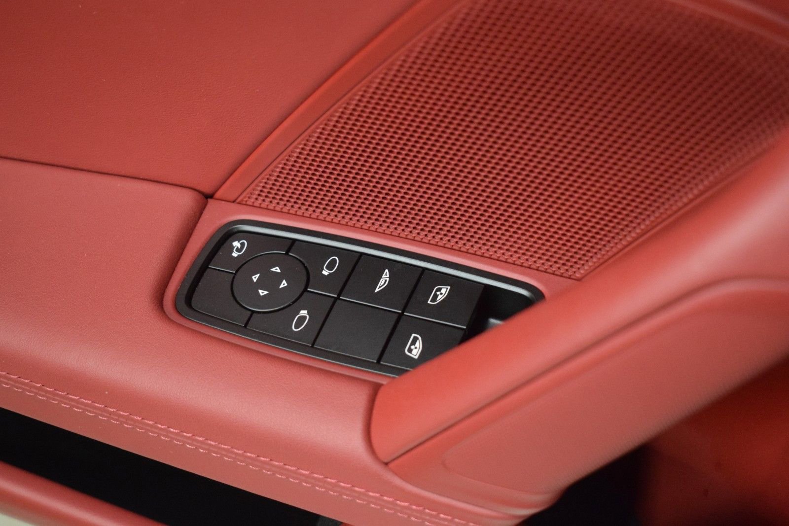 Used 2024 Porsche 911 Carrera 4S AWD/4WD image 41