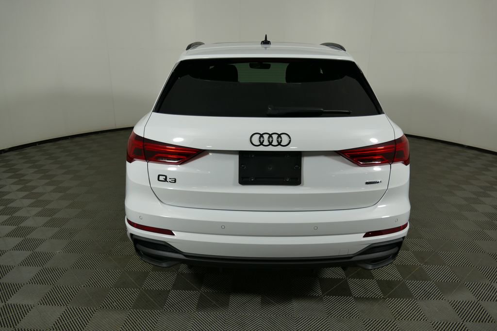 Used 2025 Audi Q3 2.0T Premium image 30