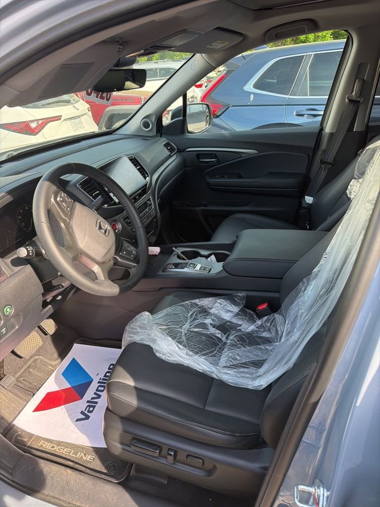 Used 2025 Honda Ridgeline RTL image 16