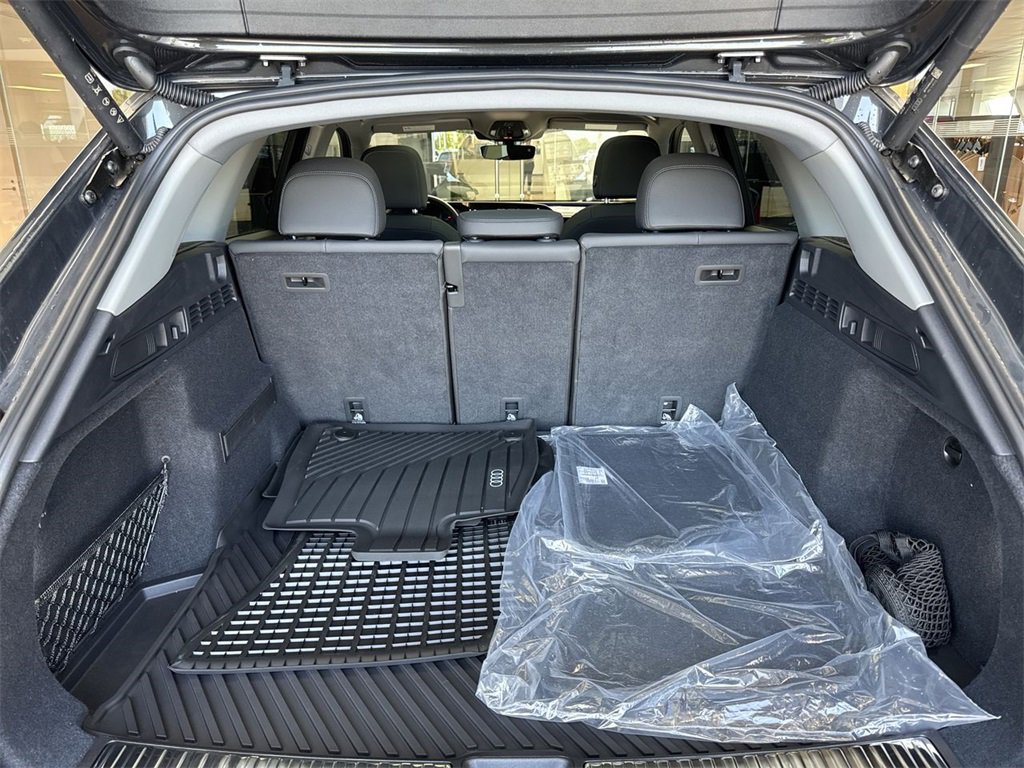 New 2025 Audi Q5 Premium image 26