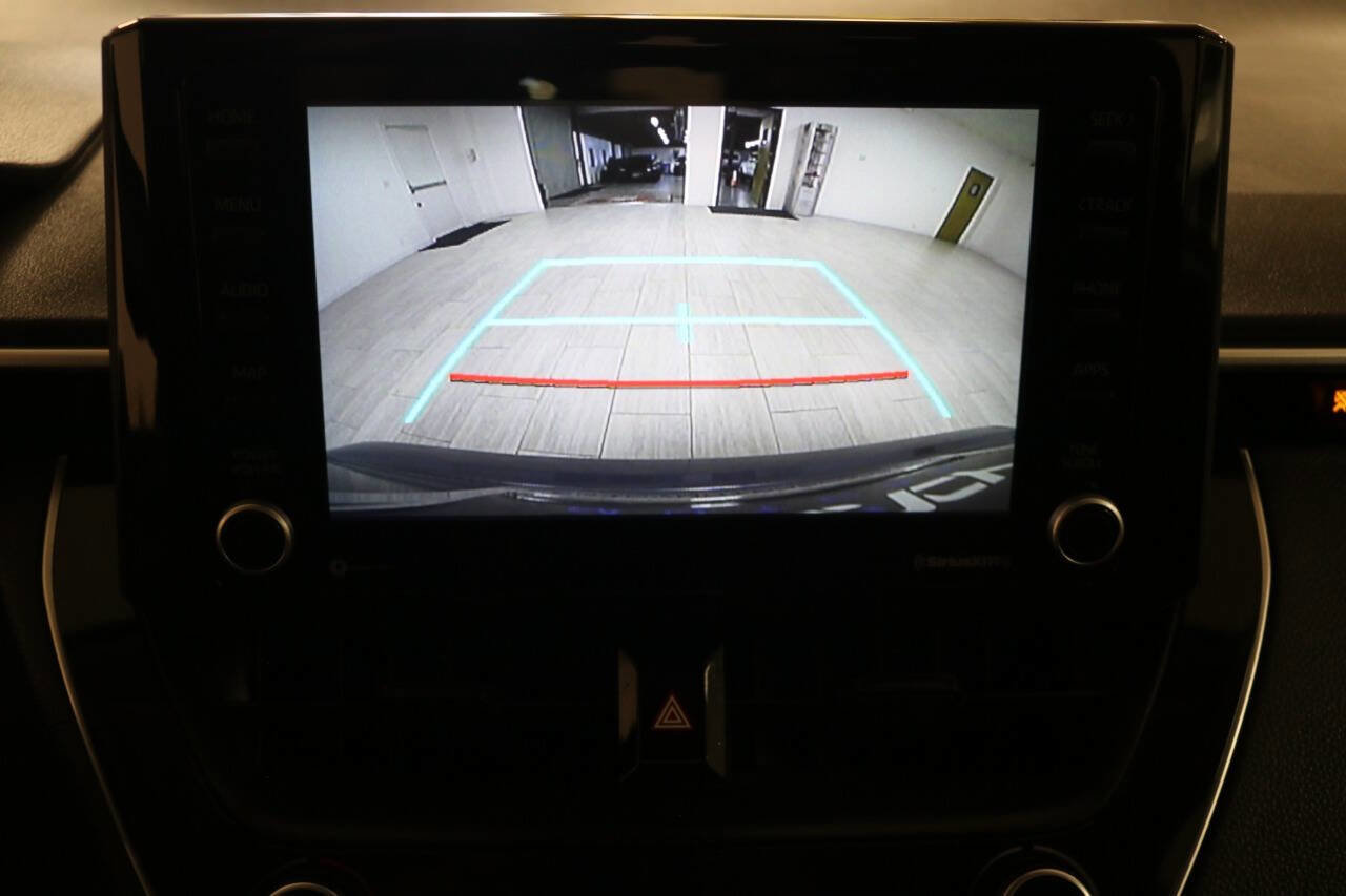 Used 2022 Toyota Corolla LE image 26