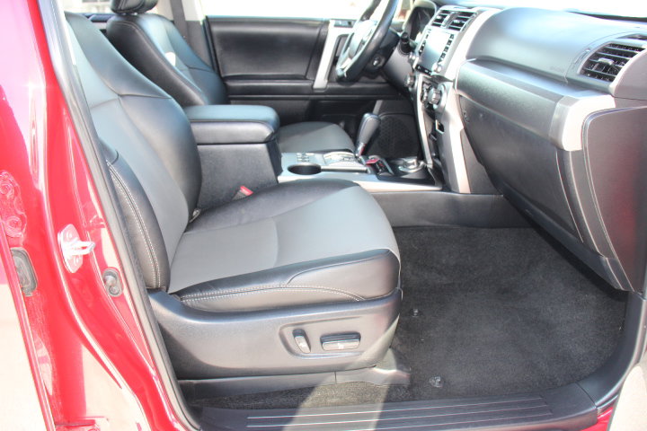 Certified 2024 Toyota 4Runner SR5 Premium image 22