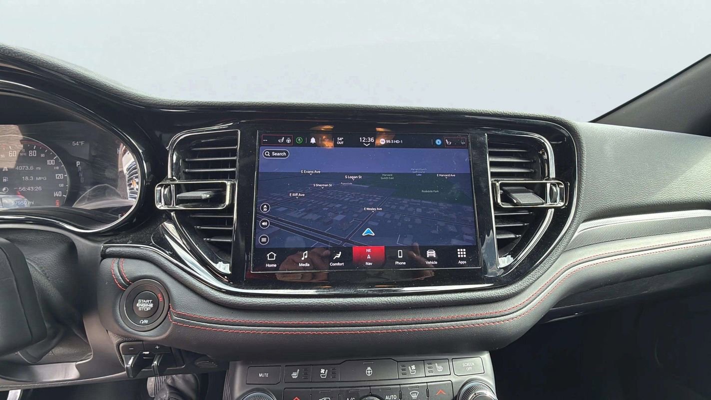 Used 2024 Dodge Durango GT image 10