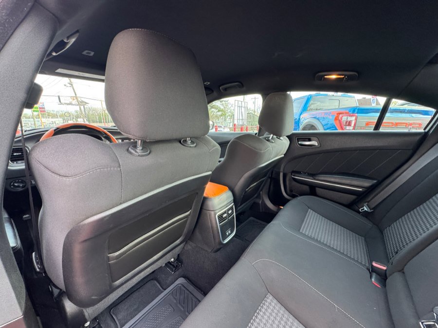 Used 2022 Dodge Charger GT image 28