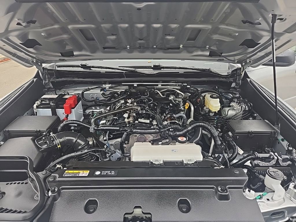 Used 2025 Toyota 4Runner SR5 image 14