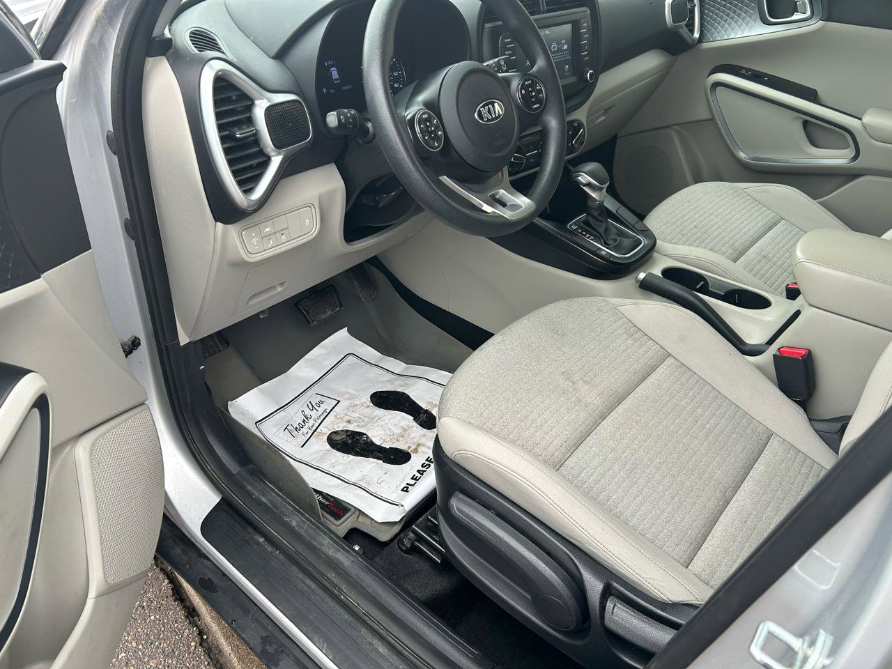 Used 2020 Kia Soul S image 10