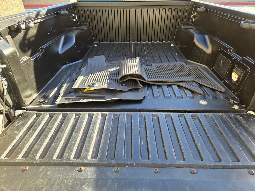 Used 2021 Toyota Tacoma TRD Off-Road w/ Technology Package image 16