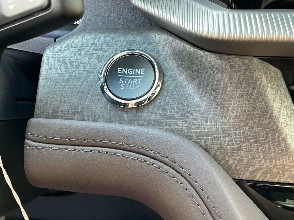 New 2026 Ford Explorer Platinum RWD image 32