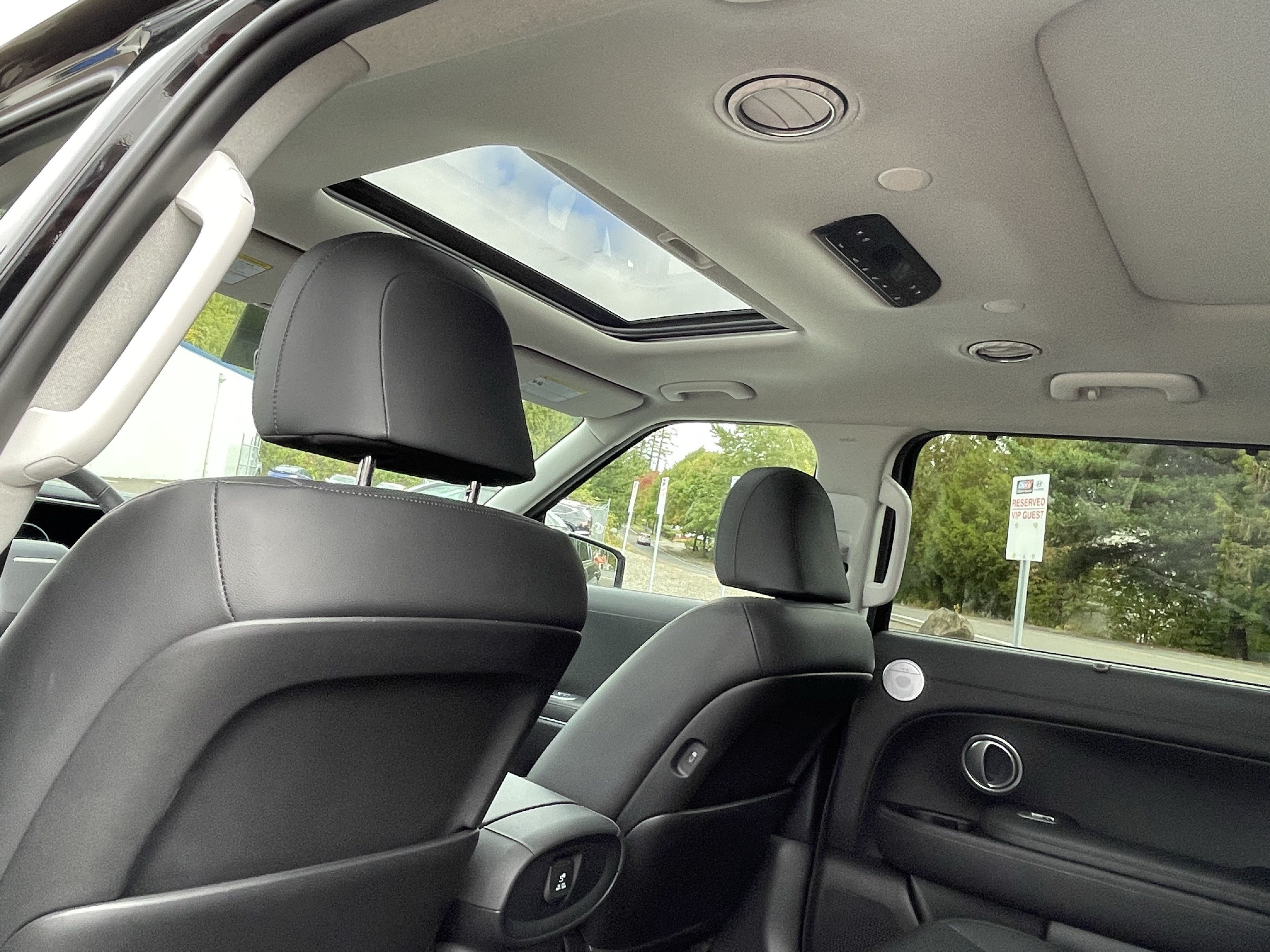 Certified 2026 Hyundai Palisade Limited AWD/4WD image 16
