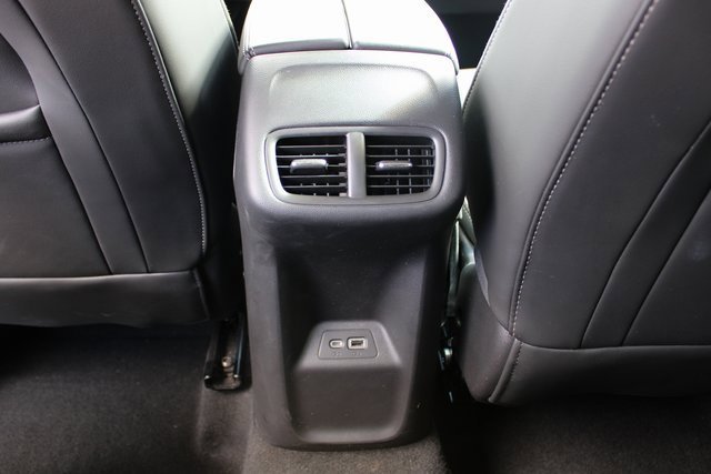 Used 2022 Buick Envision Essence w/ Safety Package image 38