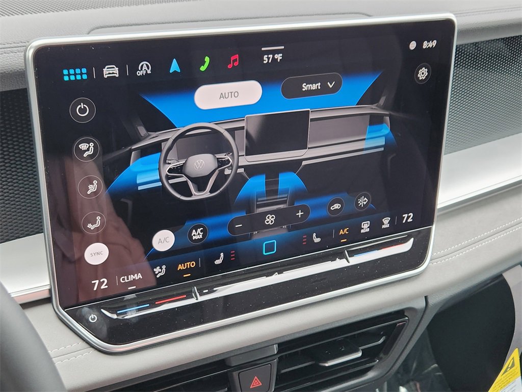 New 2025 Volkswagen Tiguan SE image 12