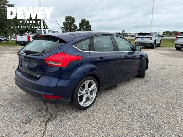 Used 2016 Ford Focus Titanium w/ Titanium Technology Package FWD image 14