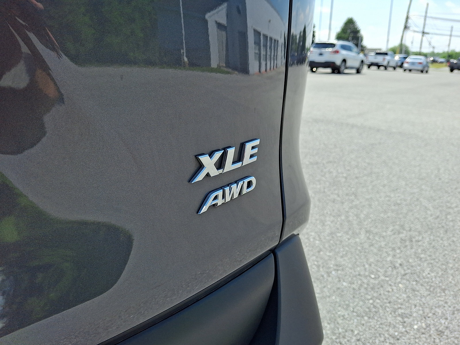 Certified 2024 Toyota RAV4 XLE Premium w/ Weather Package AWD/4WD image 32