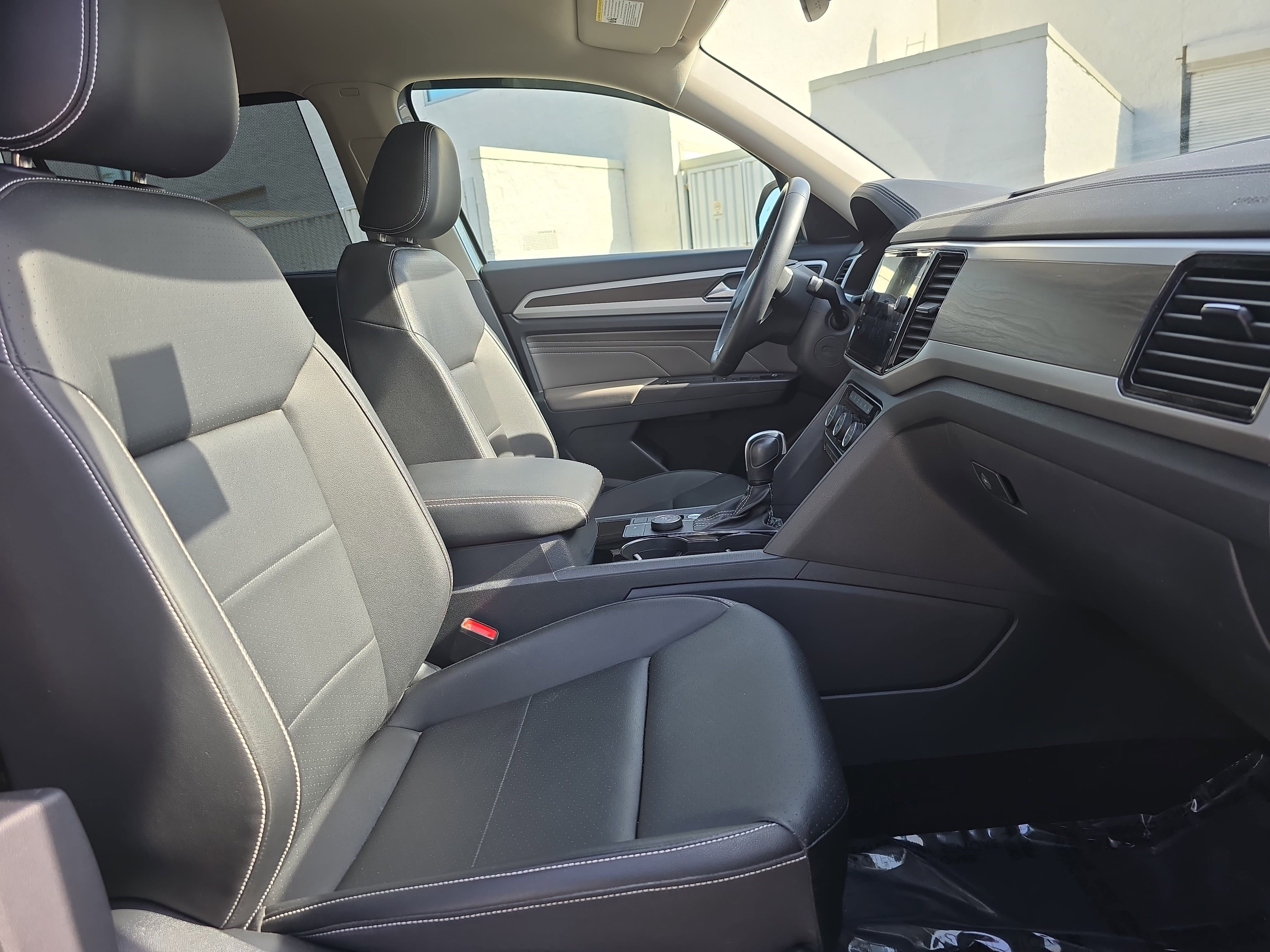 Used 2023 Volkswagen Atlas SE image 10