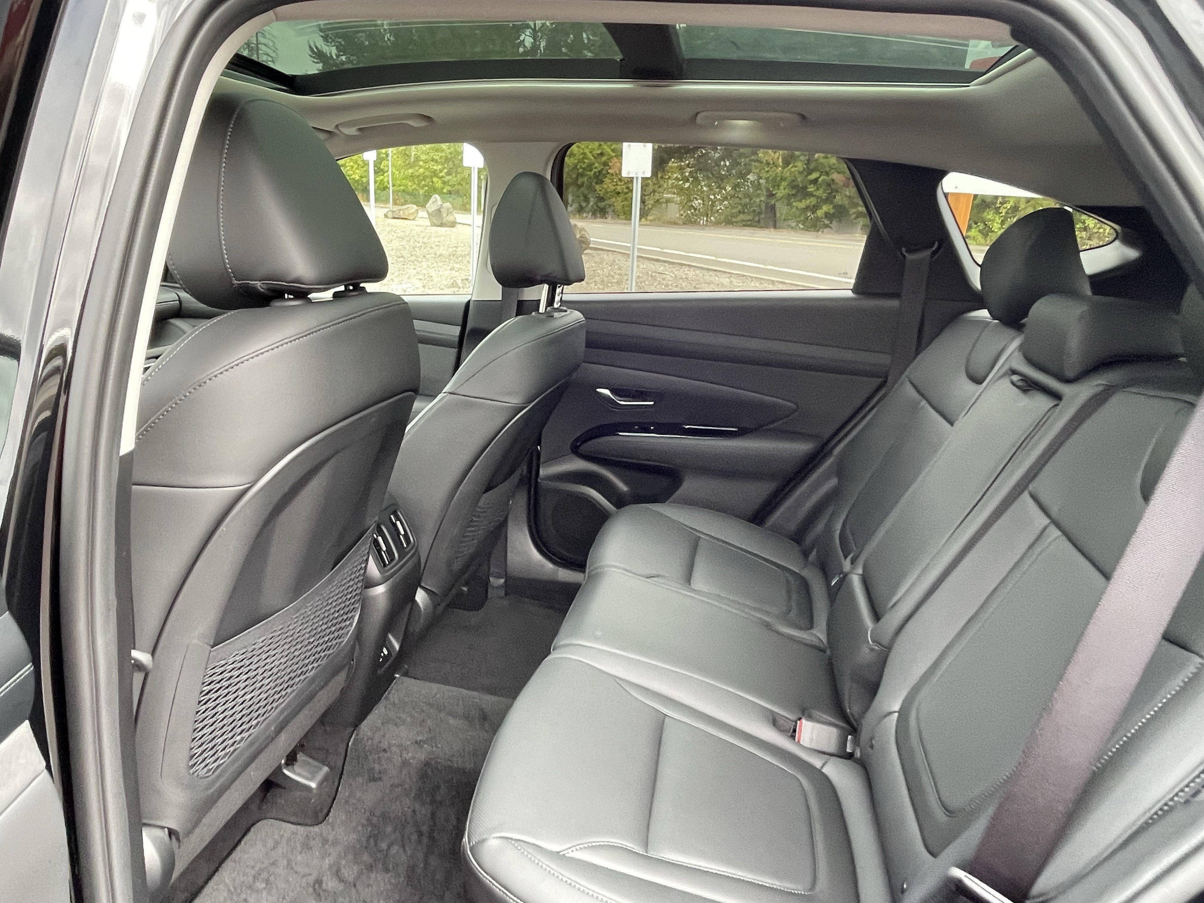 Certified 2026 Hyundai Tucson Limited AWD/4WD image 14