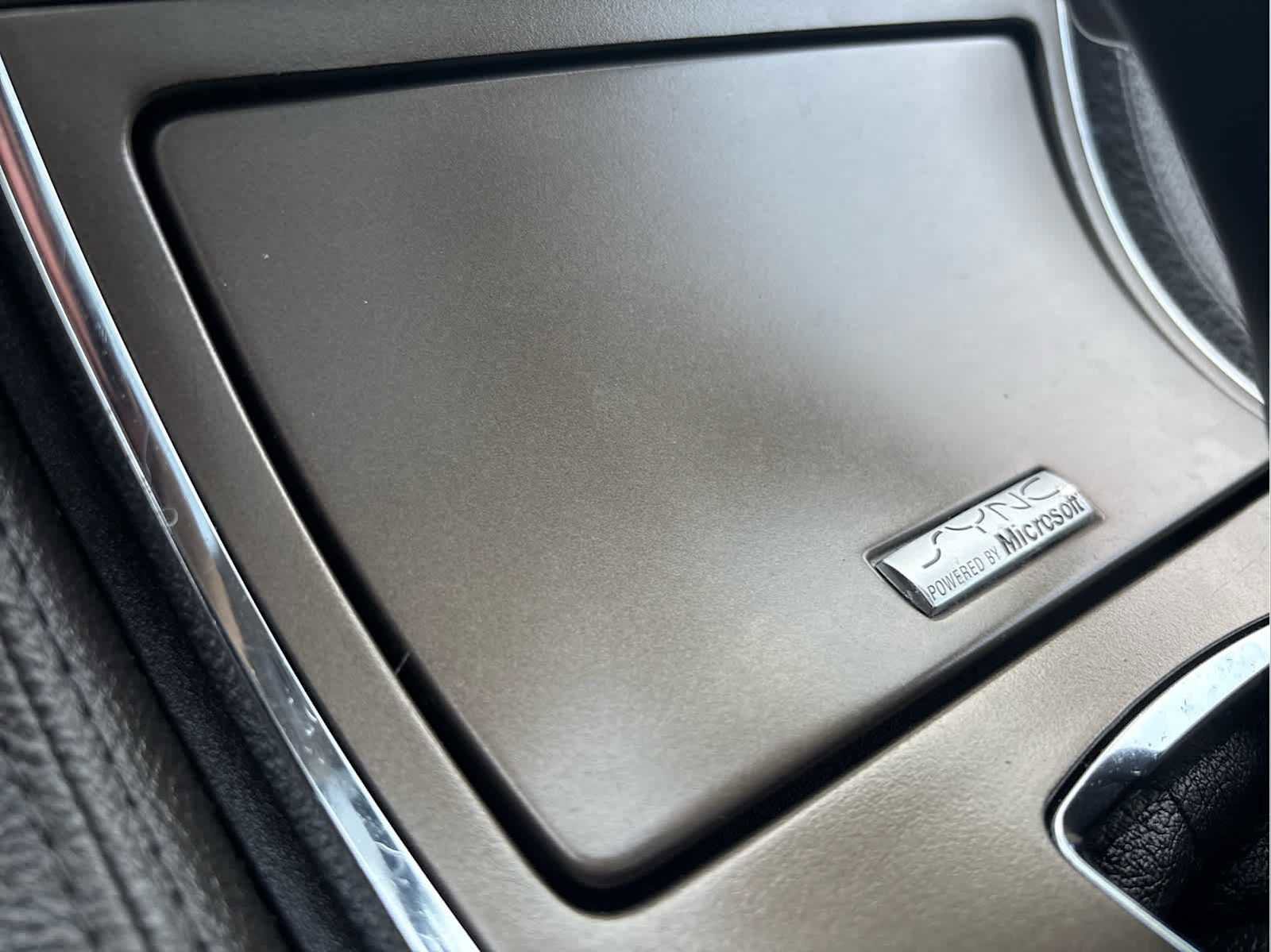 Used 2011 Lincoln MKX AWD w/ 101A Rapid Spec Order Code image 19