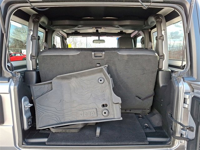 Used 2019 Jeep Wrangler Rubicon w/ LED Lighting Group image 28