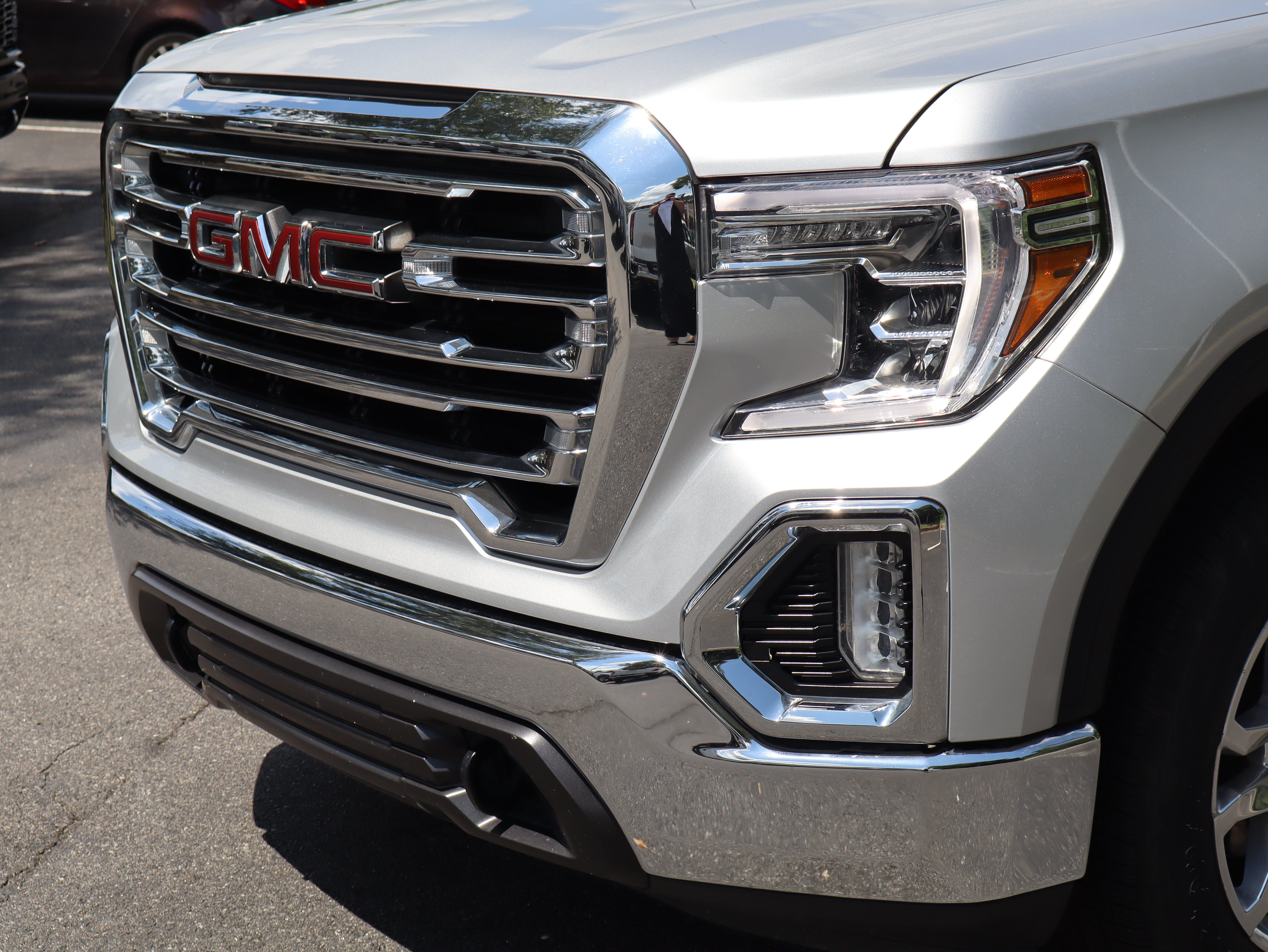 Used 2021 GMC Sierra 1500 SLT w/ SLT Premium Package AWD/4WD image 44
