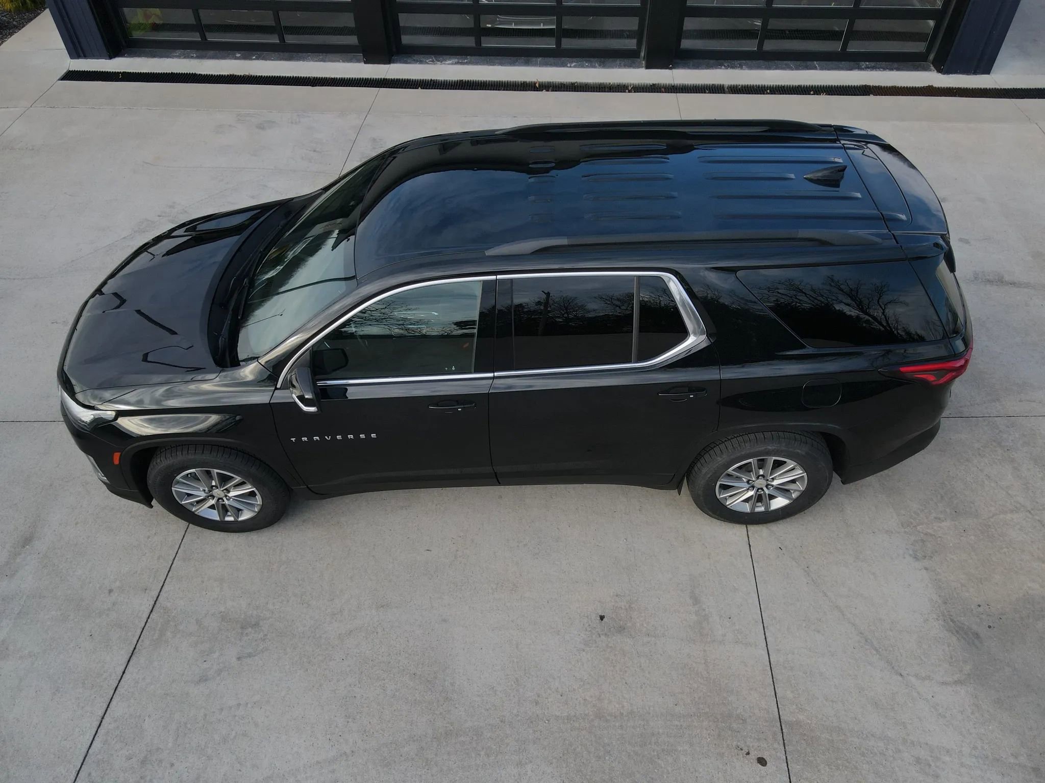 Used 2022 Chevrolet Traverse LT image 58