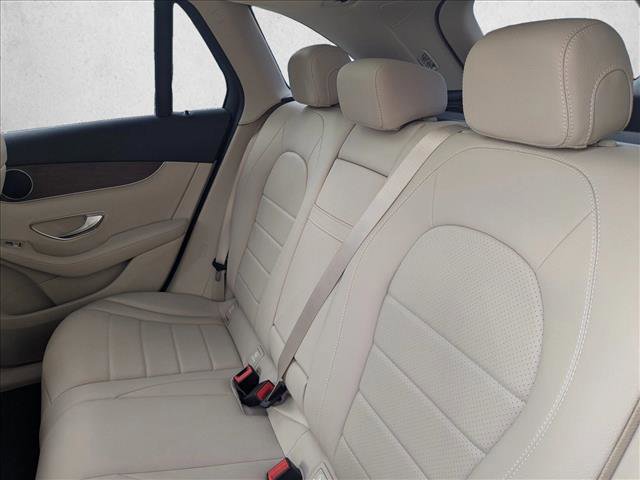 Used 2021 Mercedes-Benz GLC 300 4MATIC image 22
