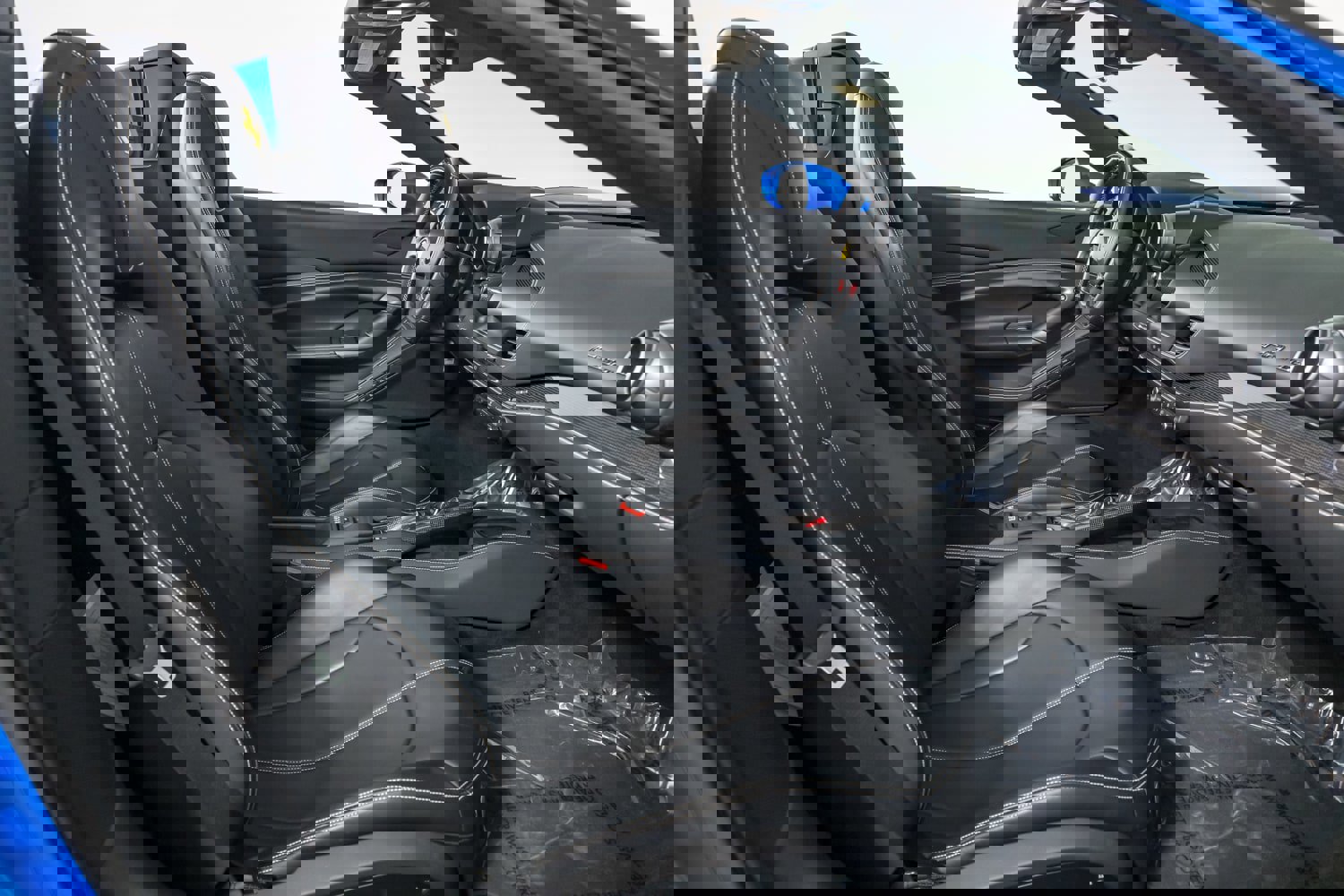 Certified 2021 Ferrari F8 Tributo image 32