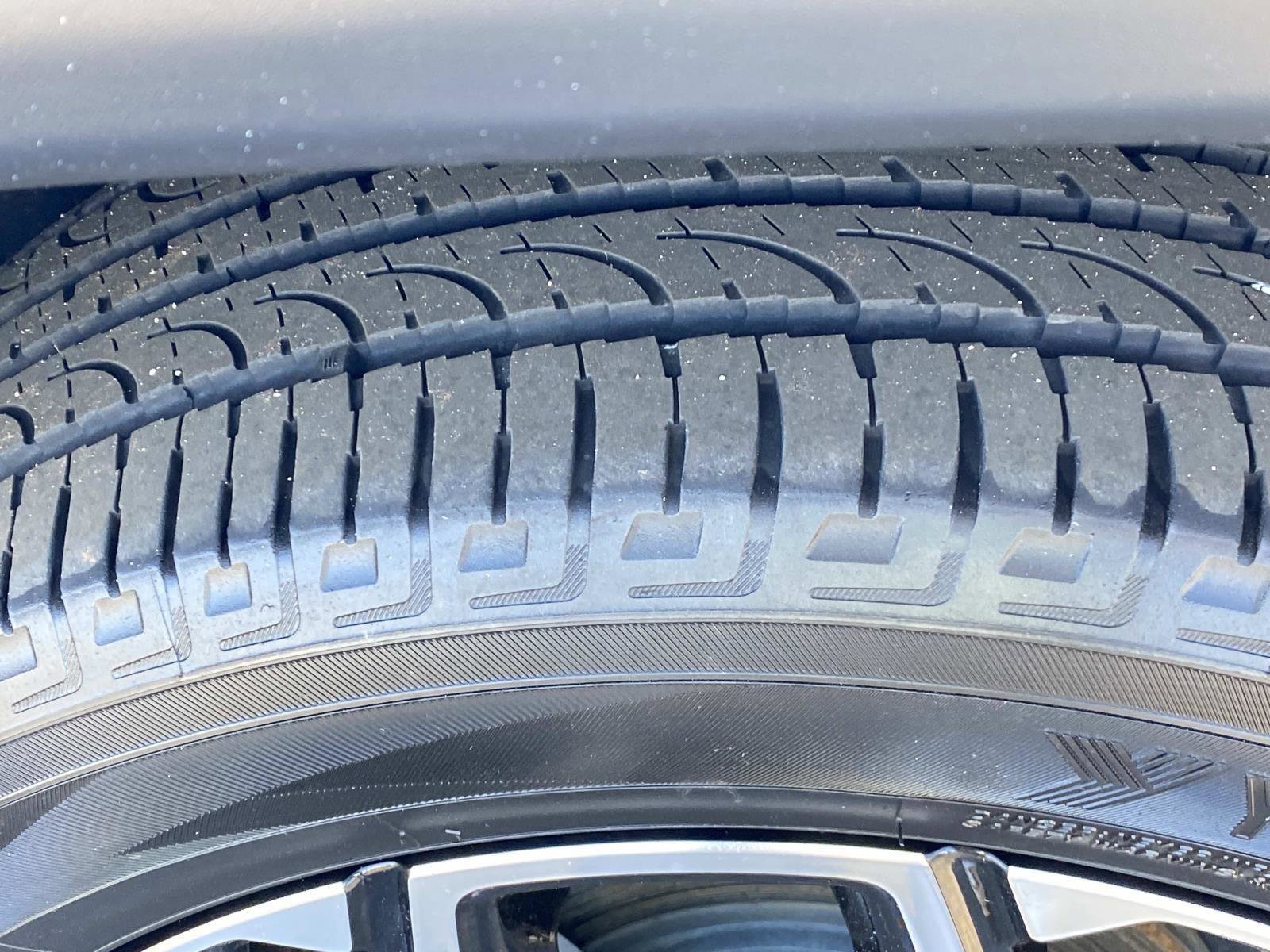 Certified 2025 Jeep Compass Limited image 17