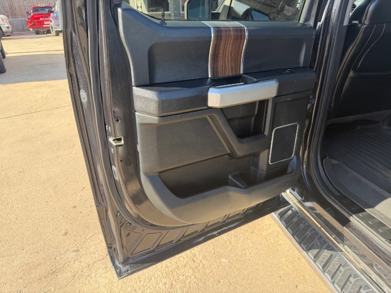 Used 2015 Ford F150 Lariat w/ Equipment Group 501A Mid image 15