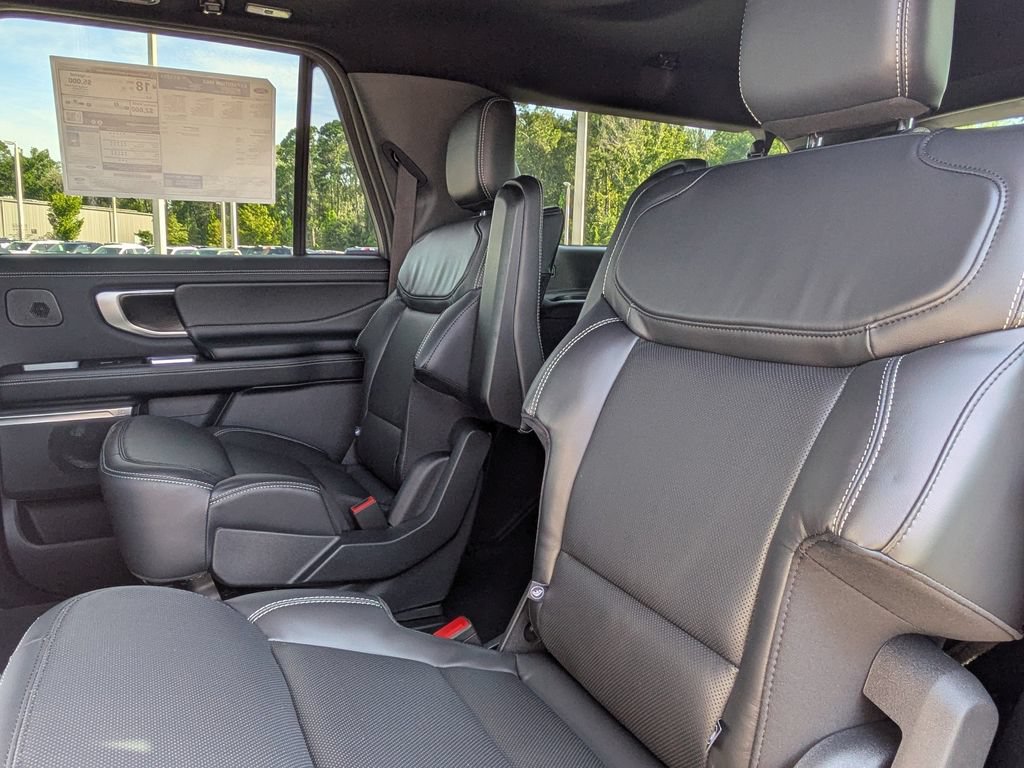 New 2027 Ford Expedition Max Platinum w/ Stealth Performance Package AWD/4WD image 16