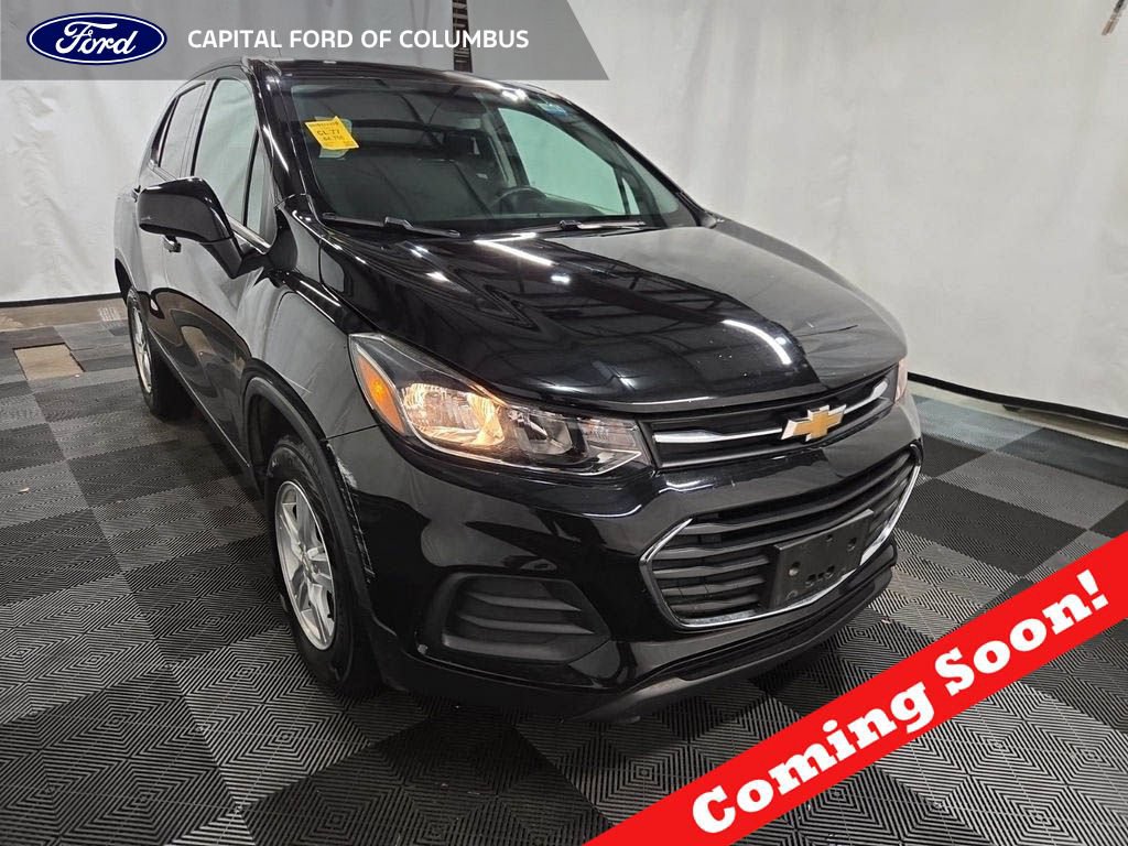 Used 2022 Chevrolet Trax LS w/ Tint and Cruise Package